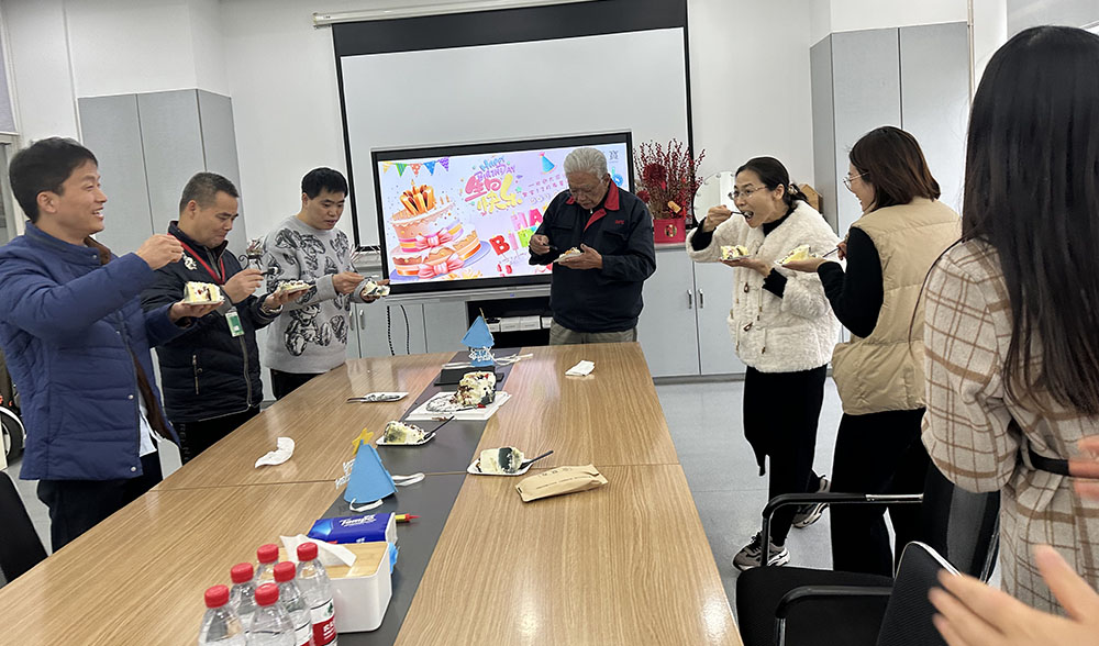 员工生日会！